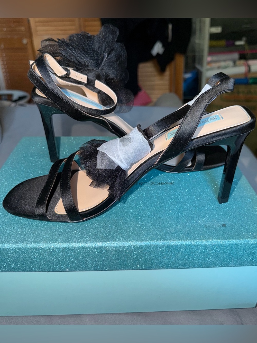 BLUE by BETSEY JOHNSON Black Floral Tulle Strappy Heels Sz 10 - Picture 8 of 10